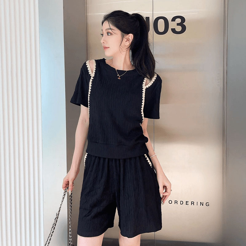 Kore Moda Kapalı Omuz T-Shirt  - Street Fashion Korea incelemesi ve fiyatı
