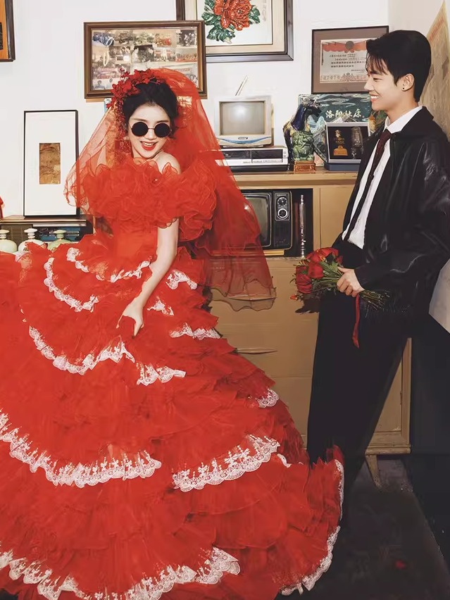 Kırmızı Vintage Sokak Stili Ge - Street Fashion Photographers incelemesi ve fiyatı