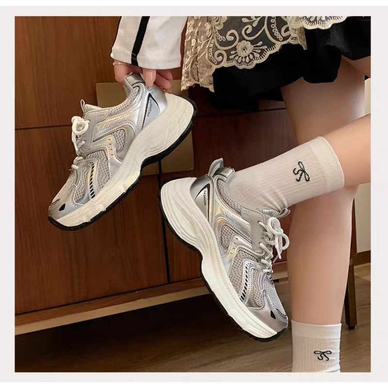 2026 Bahar Kadın Unky Baba Spo - Street Fashion Korea incelemesi ve fiyatı